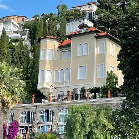 Hostdomus - Elite With Private Parking Appartement Alassio
