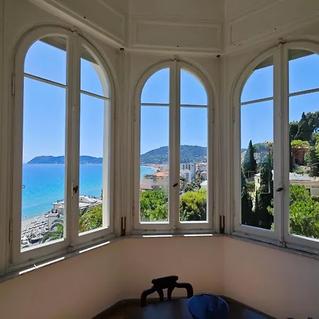 Hostdomus - Elite With Private Parking Alassio