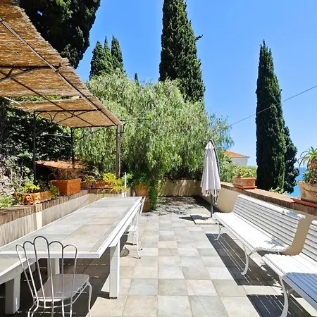 Hostdomus - Elite With Private Parking Appartement